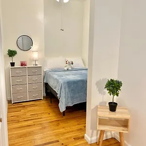 Spacious 2 Bedroom In East Village Nyc Aparthotel